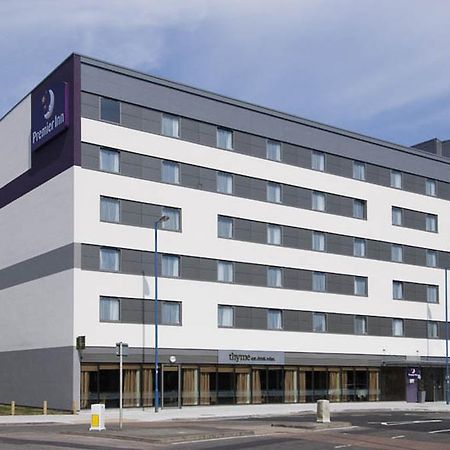 Premier Inn Southampton West Quay Exterior foto