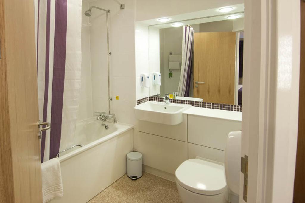 Premier Inn Southampton West Quay Habitación foto